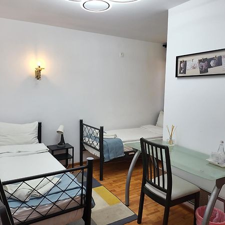 Adac Boutique Hotel Pantelimon Eksteriør bilde